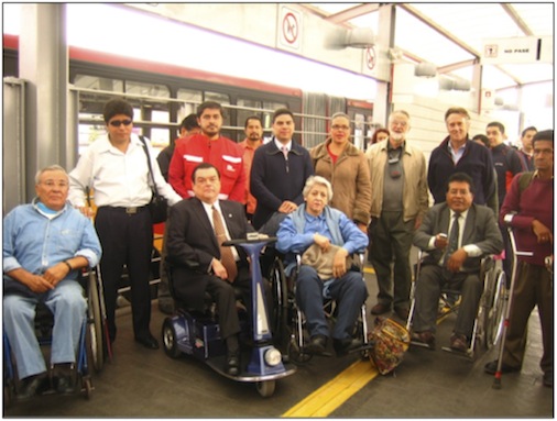 Mexico City: Persons with disabilities meet with Bus Rapid Transit staff